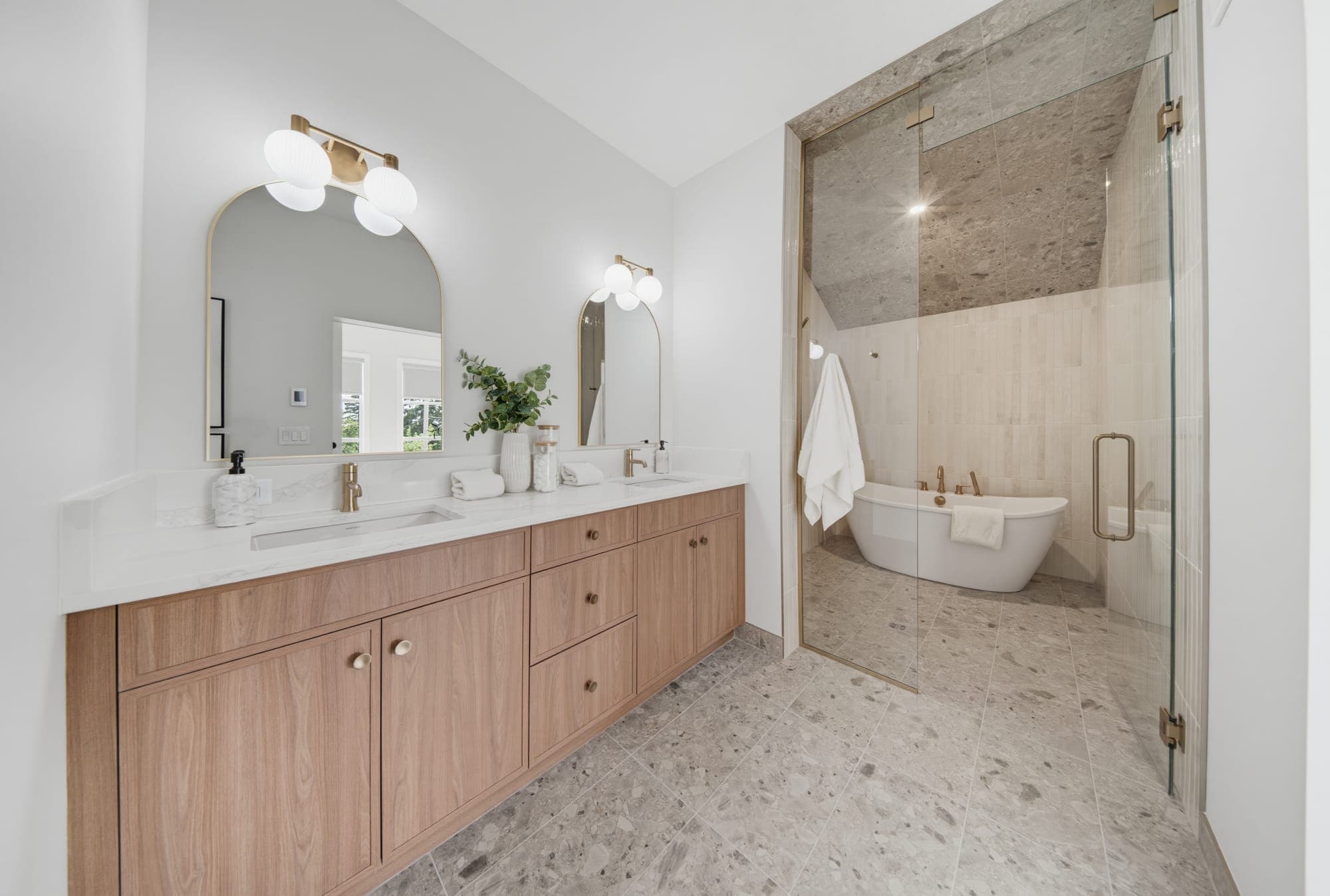 Ensuite